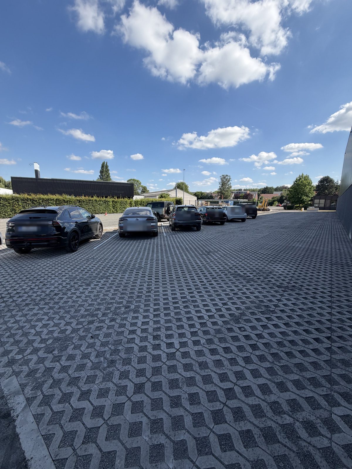Le parking d'Athois Le Padel